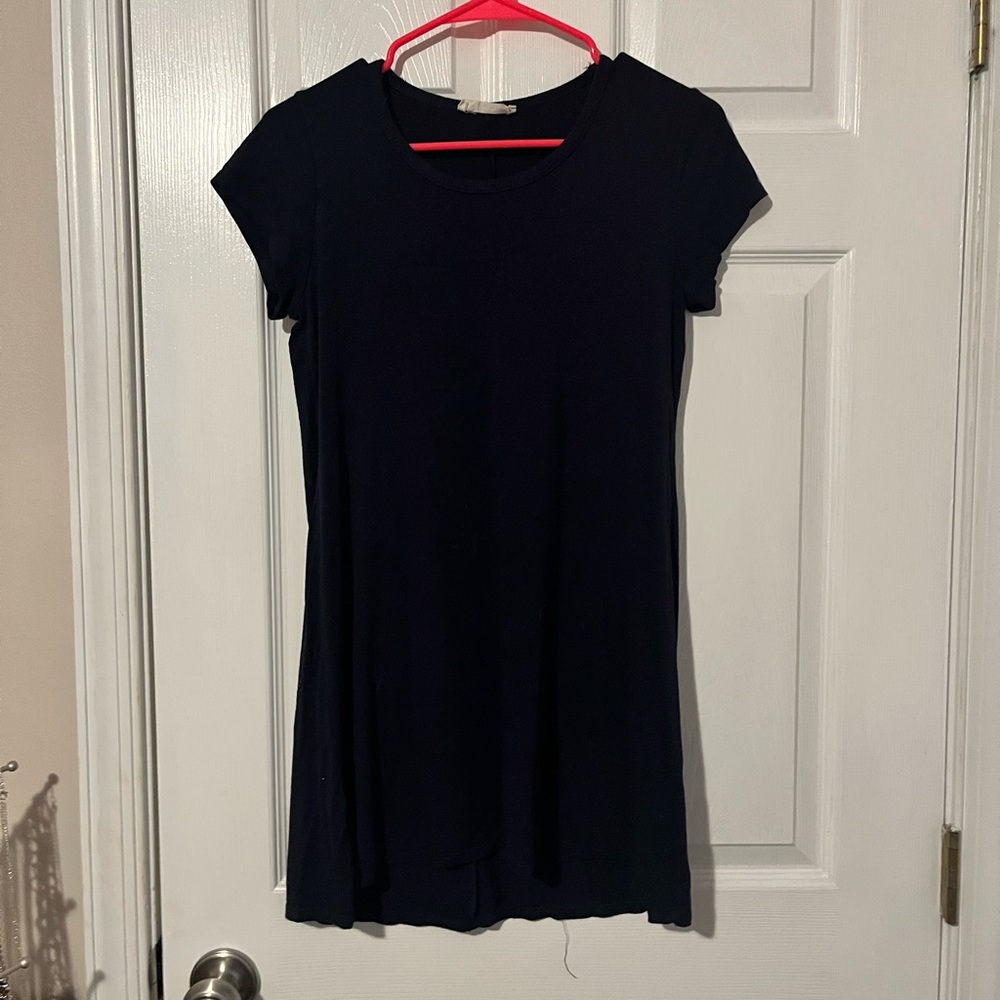 Navy blue t-shirt